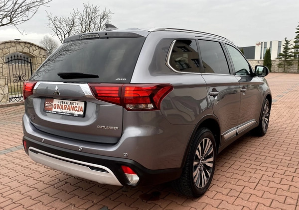 Mitsubishi Outlander cena 94900 przebieg: 106000, rok produkcji 2019 z Świeradów-Zdrój małe 781